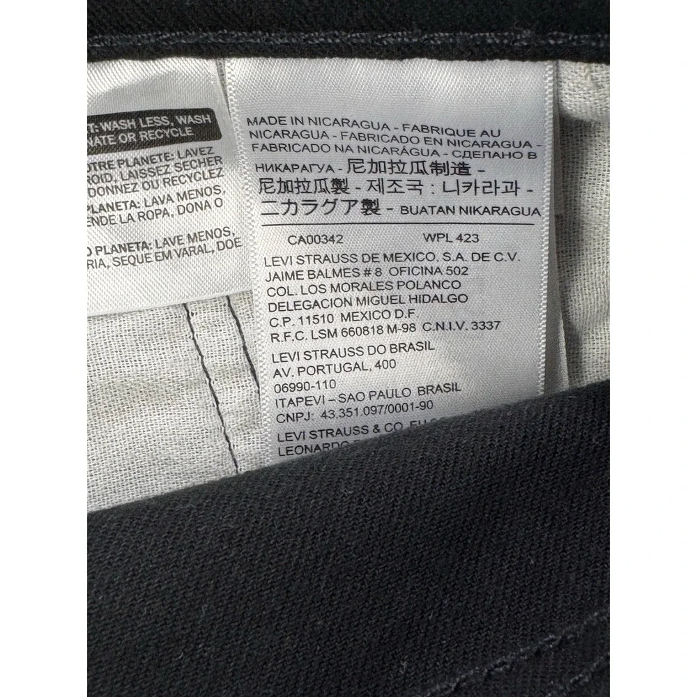 Levis levis 513